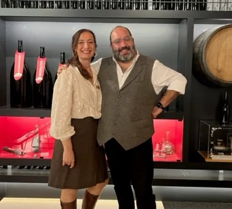 IWSA KAVI: Le Voyage En France