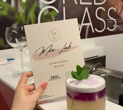 Mixlab: Onur Balk ile Kış Kokteylleri