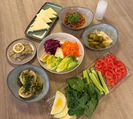 RAKI GASTRONOMİSİ: HER UMUT ORTAK ARAR SOFRASI