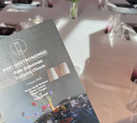 Rakı Gastronomisi: Rakı Şişesinde İtalyan Olsam