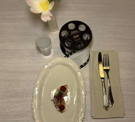 Rakı Gastronomisi: Tasty Cinema:Dizi ve Filmlerde Çilingir Sofraları