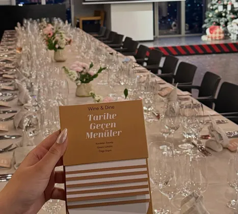 Wine & Dine: Tarihe Geçen Menüler