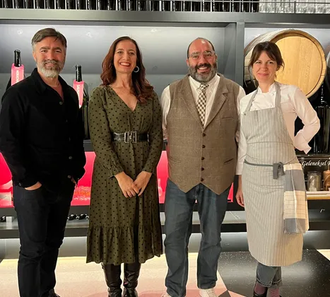 Tribute To Lokanta Maya