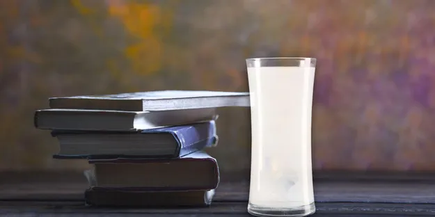 Rakı Öğrenmek İsteyenlere Kitap Önerileri
