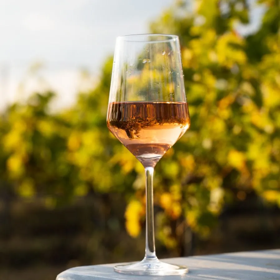 Roze Şarap Nedir?