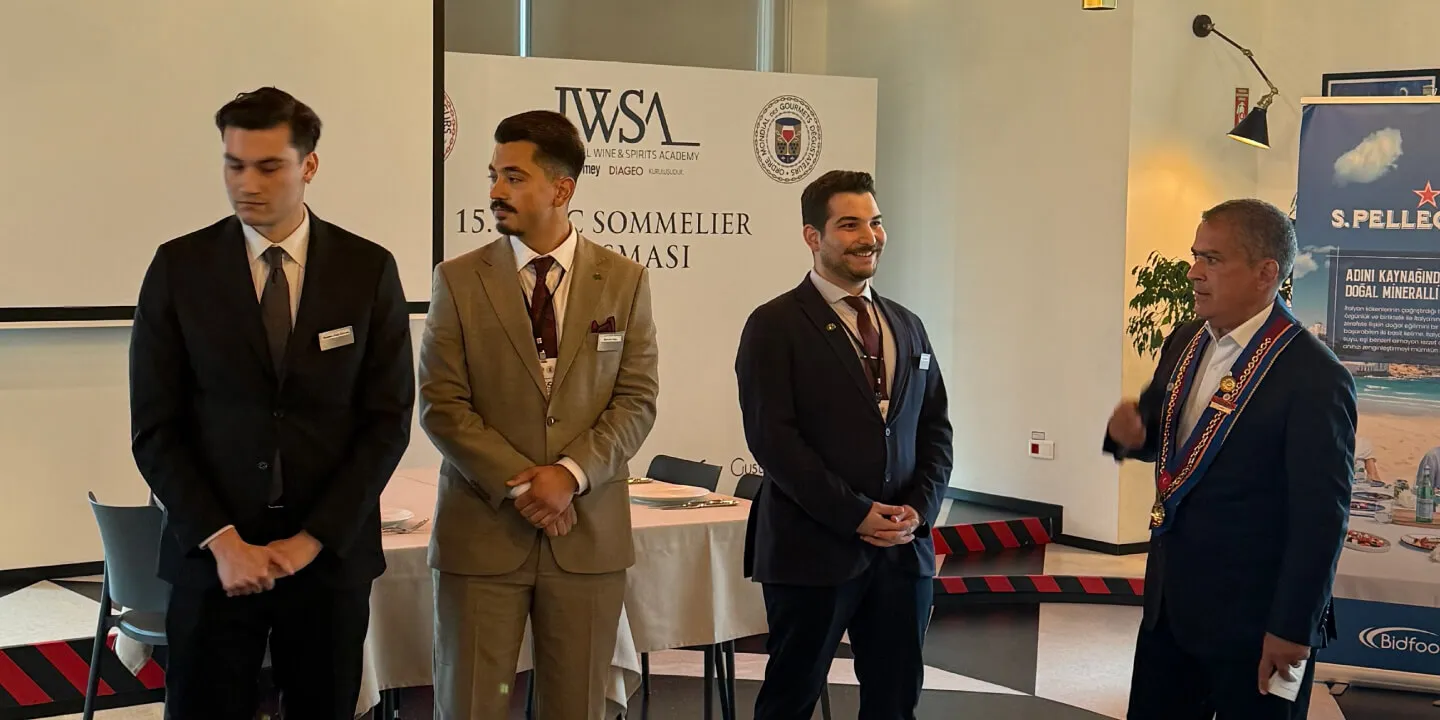 Genç Bir Sommelier'in Yolculuğu: Yarışmalardan Yeni Deneyimlere